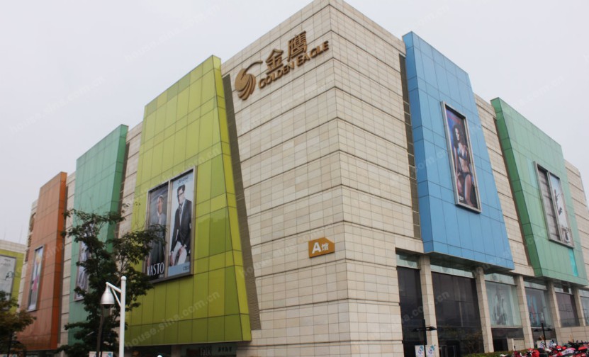 南沙金鹰奥莱城